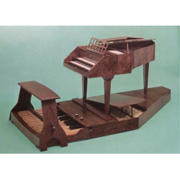 Neupert клавесин Pedal model, coloured